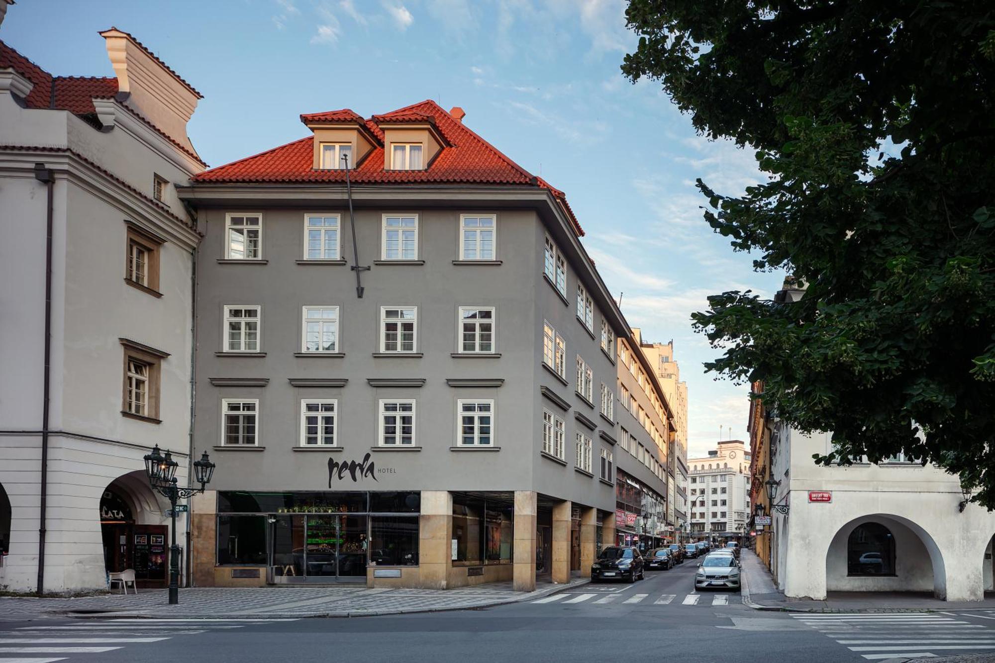 Perla Hotel Prague Exterior photo